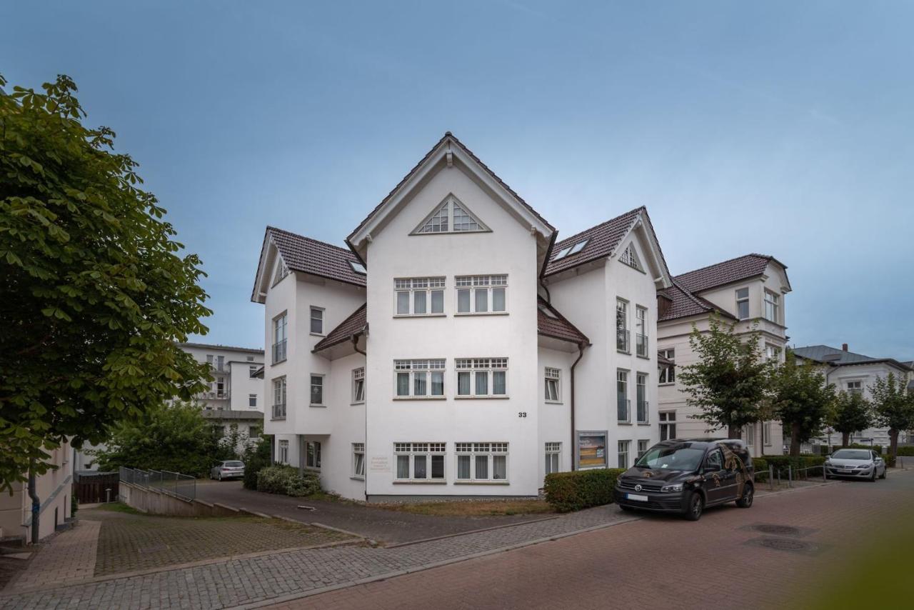 Schloss Hohenzollern - Appartement 07 Heringsdorf  Eksteriør billede